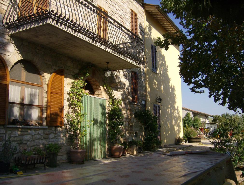 B&B Il Sentiero Di Assisi Bagian luar foto