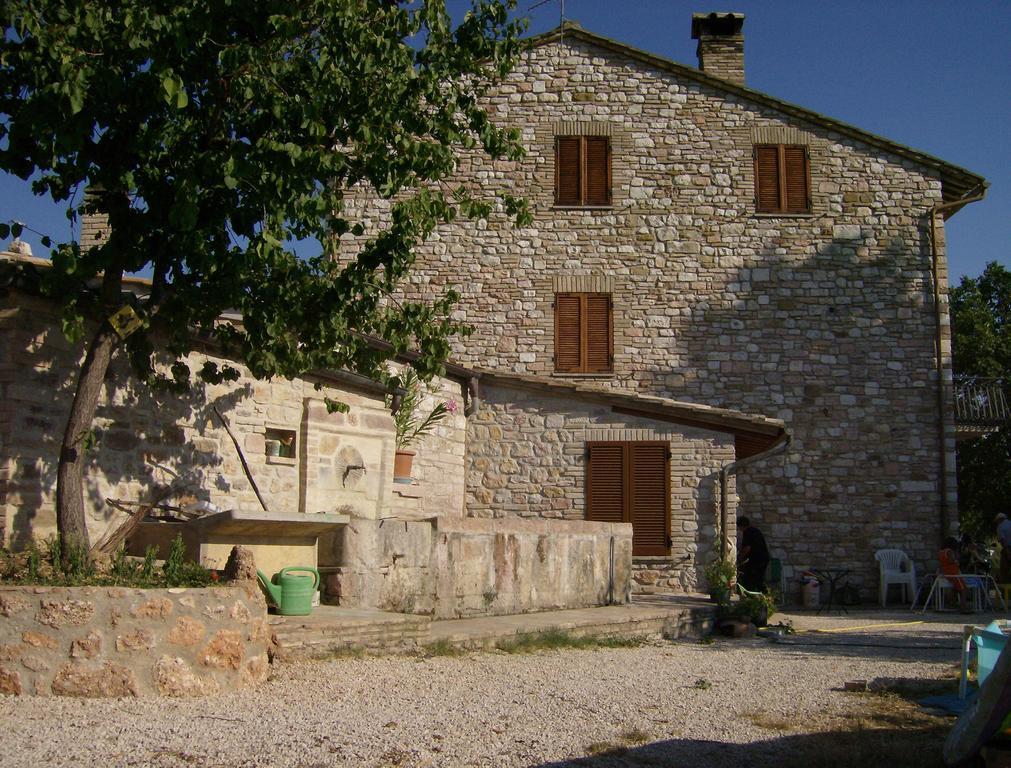 B&B Il Sentiero Di Assisi Bagian luar foto