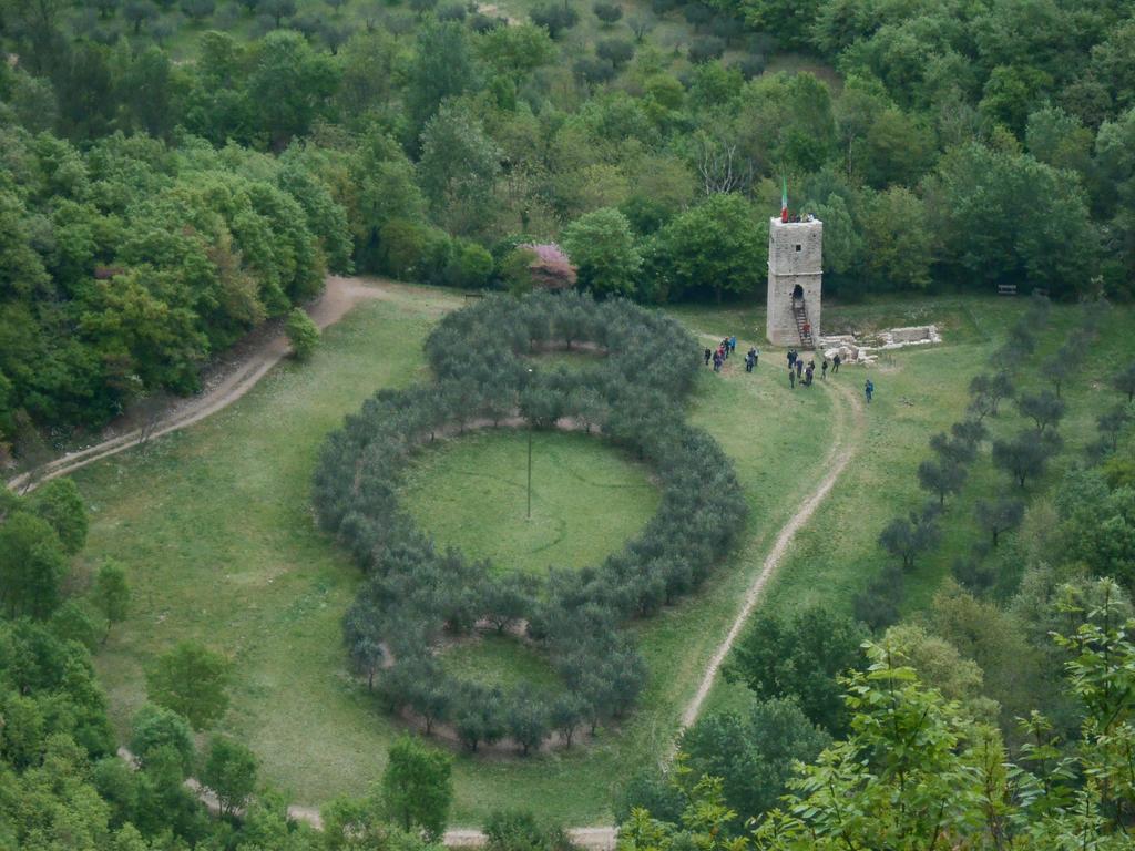 B&B Il Sentiero Di Assisi Bagian luar foto