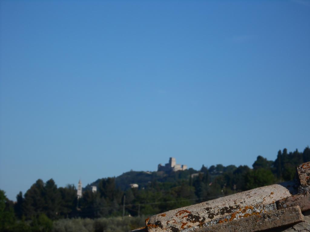B&B Il Sentiero Di Assisi Bagian luar foto